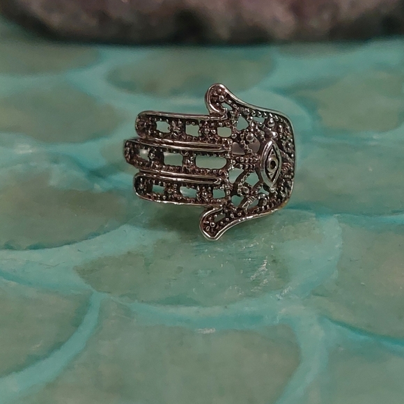 Ornate Hamsa Hand Solid Sterling Silver Ring - Picture 5 of 7